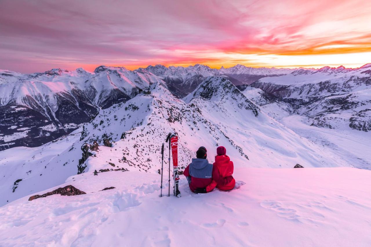 Sport Resort Fiesch - Fiescher Hostel Eksteriør bilde